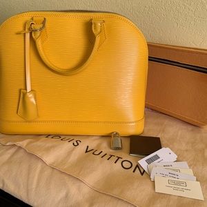 Authentic Louis Vuitton Alma PM in Epi Leather